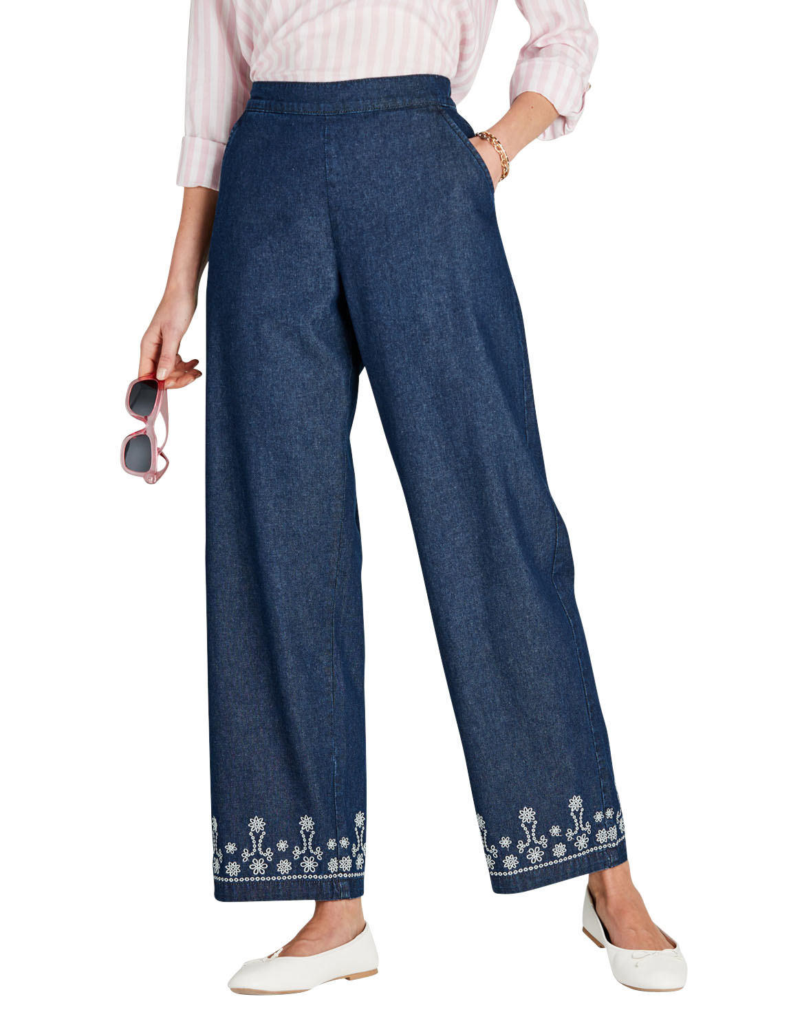 Easy Pull-On Jean with Side Pockets Embroidered Hem